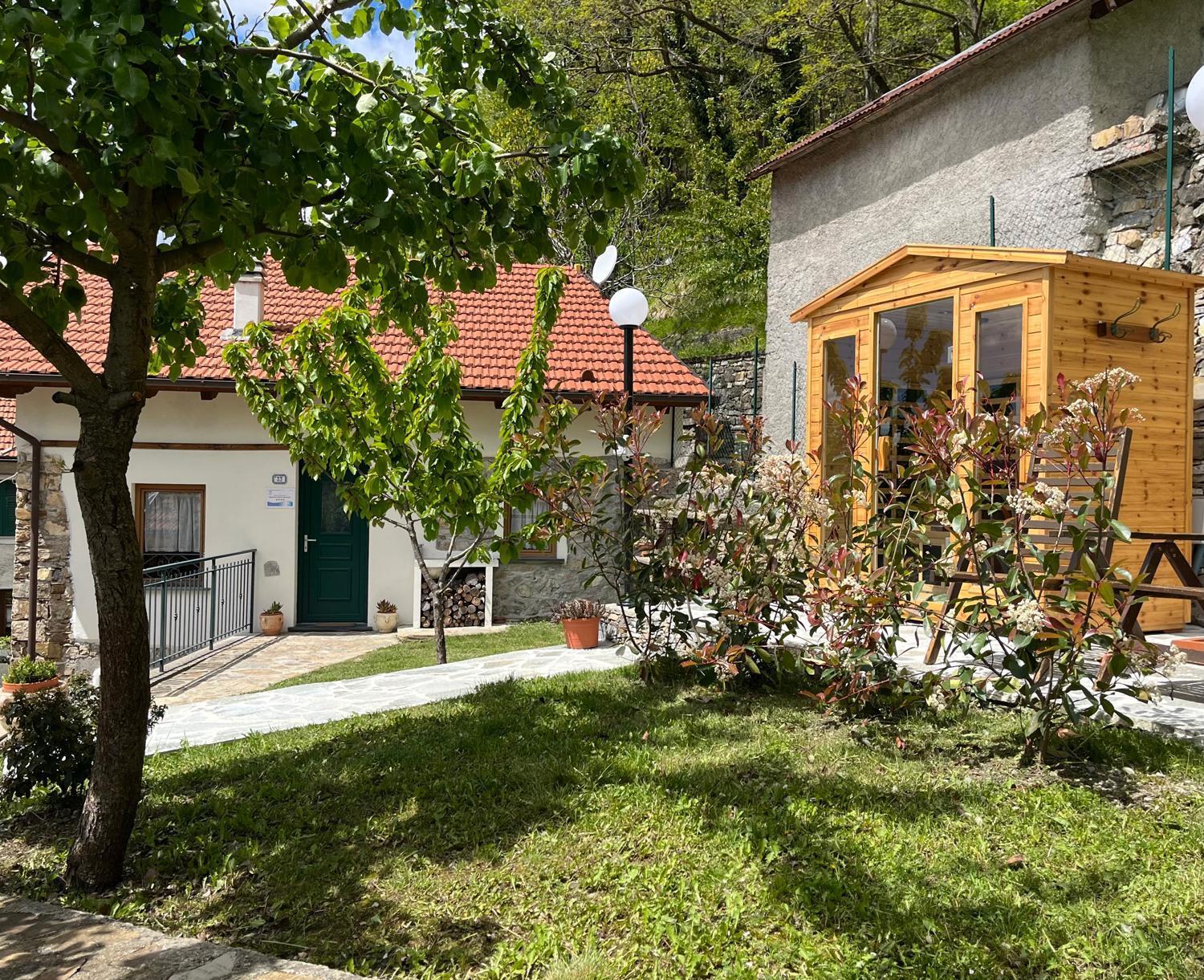 Agriturismo Cascina Clavarezza Valbravenna Bagian luar foto